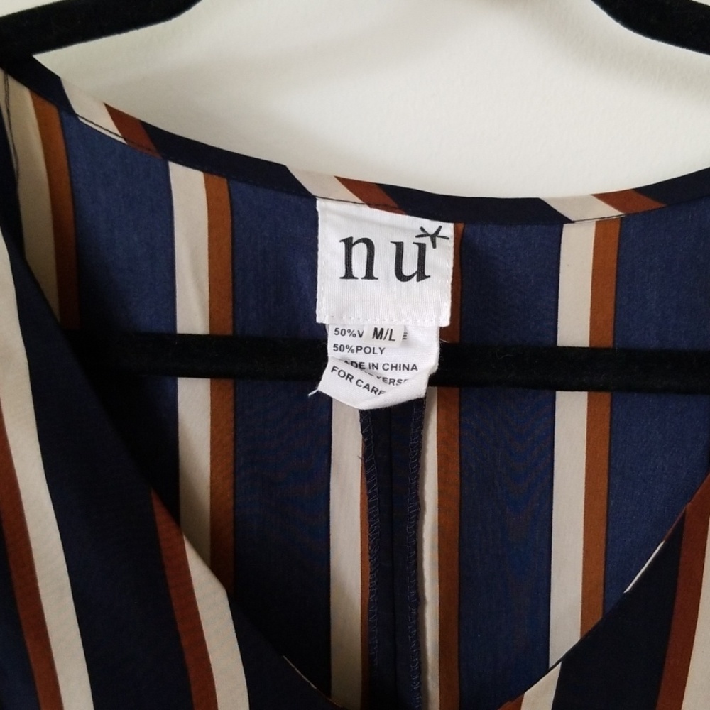 nu* blouse - Picture 3 of 4